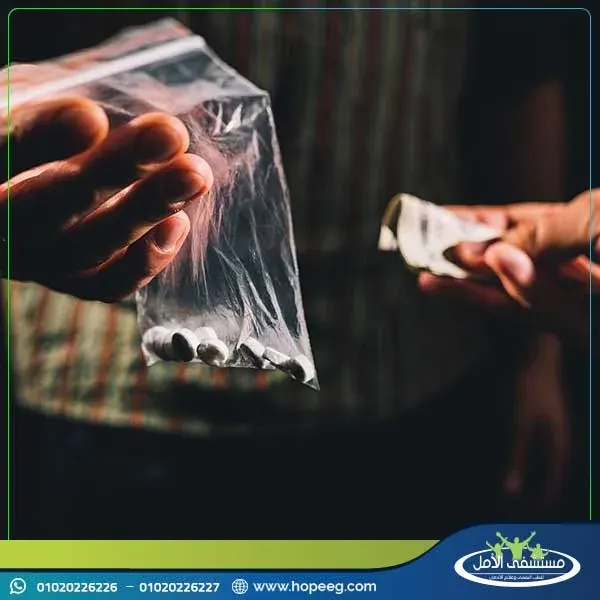 الفرق بين الكبتاجون والشبو فى علامات الادمان