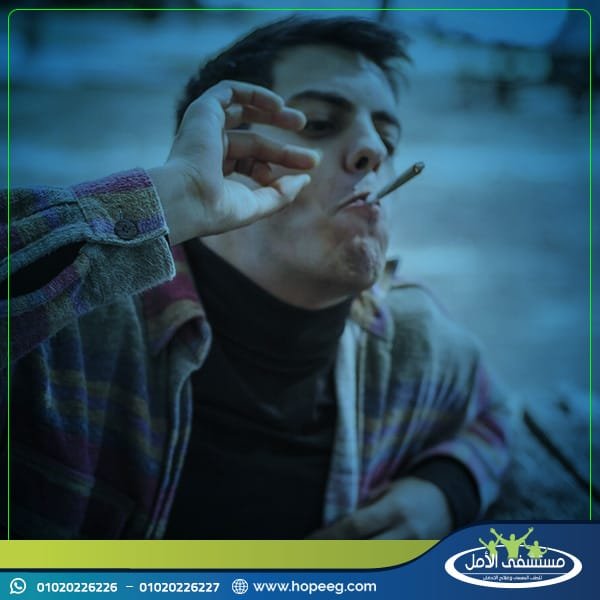 ما هي أعراض شرب الحشيش لأول مرة